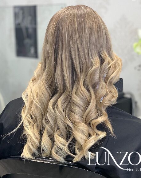 Blond balayage hos Salong Lunzo